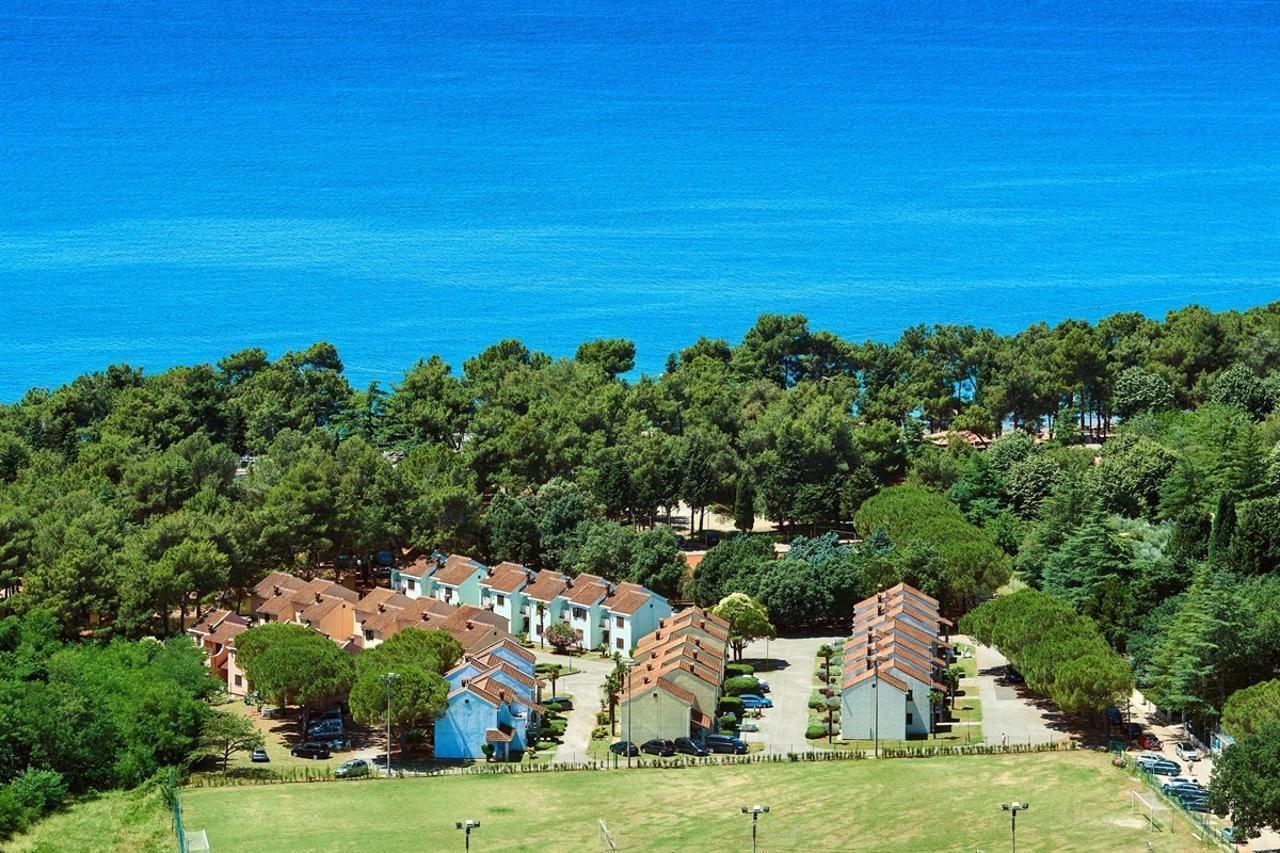 Apartments Savudrija Plava Laguna 乌马格 外观 照片